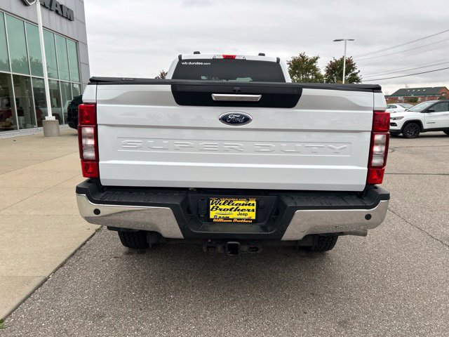 Used 2022 Ford F250 4x4 Crew Cab Super Duty image 6