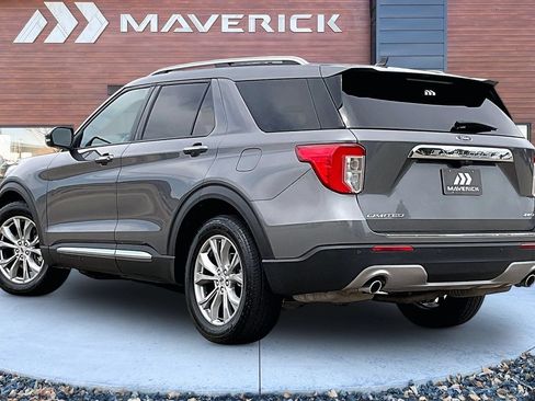 Used 2021 Ford Explorer Limited w/ Equipment Group 301A AWD/4WD image 4
