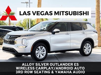 New 2025 Mitsubishi Outlander ES