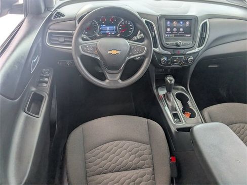 Used 2021 Chevrolet Equinox LT image 9