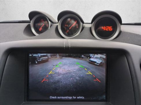 Used 2018 Nissan 370Z Touring image 12