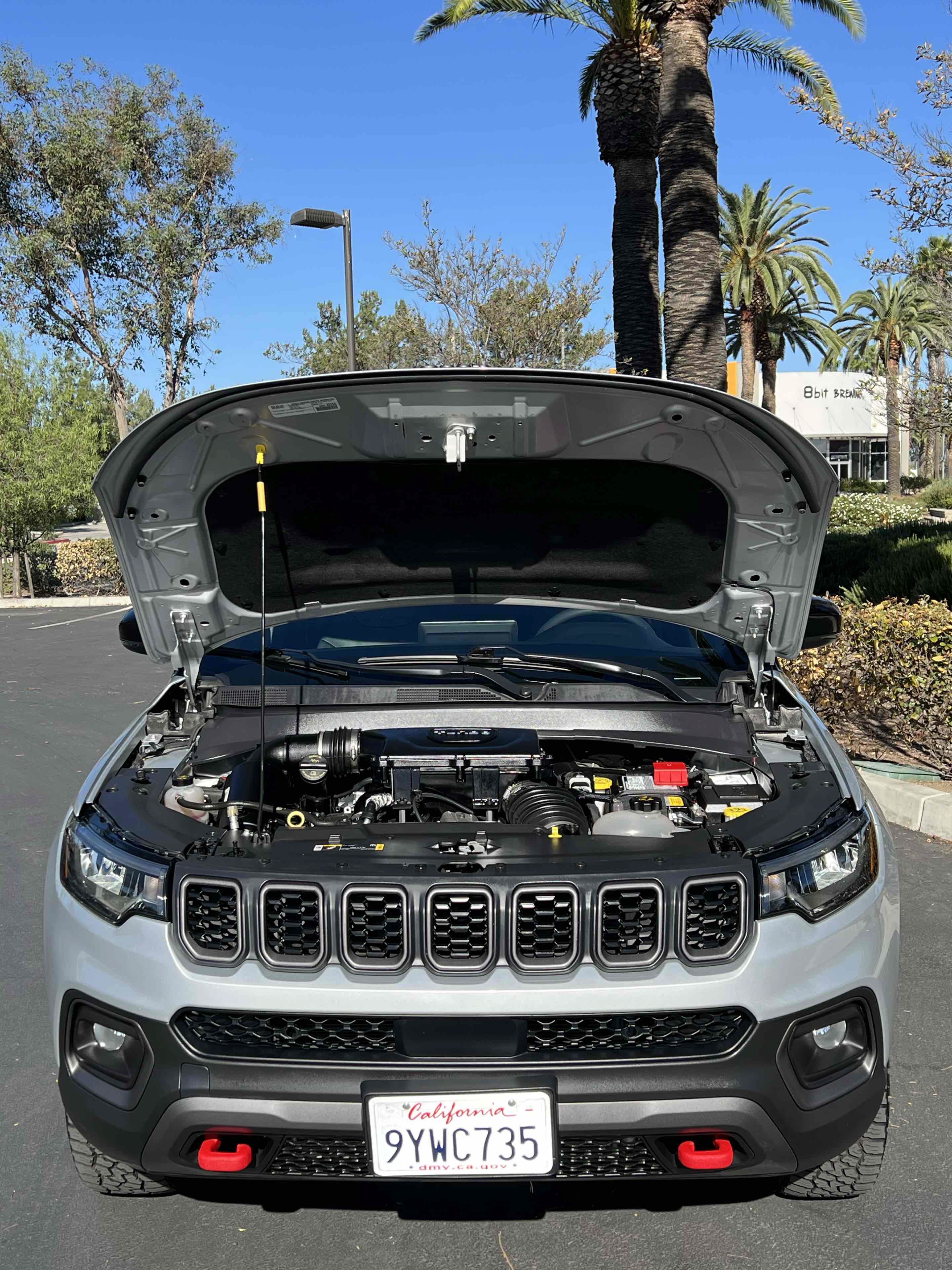 Used 2025 Jeep Compass Trailhawk AWD/4WD image 19
