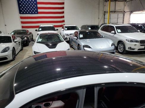 Used 2020 Porsche Taycan Turbo image 45