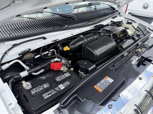 Used 2022 Ford E-450 and Econoline 450 Super Duty w/ Power Windows & Locks Group RWD image 21