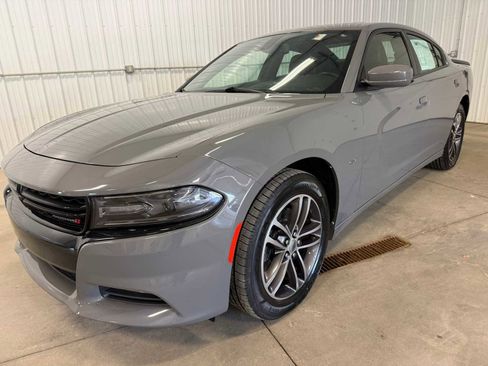 Used 2018 Dodge Charger GT AWD/4WD image 6