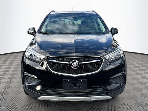 Used 2021 Buick Encore Preferred image 2