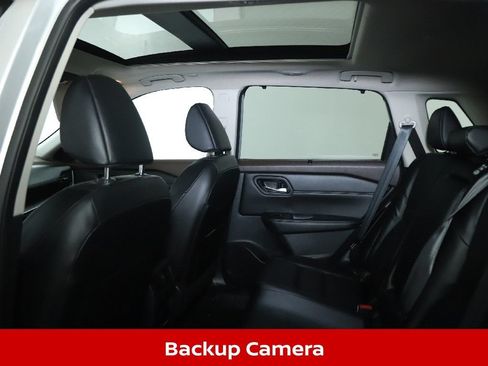 Certified 2023 Nissan Rogue SV w/ SV Premium B Package AWD/4WD image 17