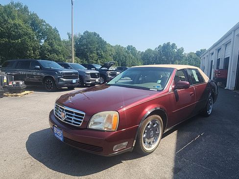Used 2002 Cadillac De Ville w/ Comfort/Convenience Pkg FWD image 1