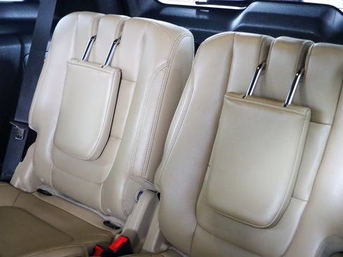 Used 2016 Ford Explorer Limited image 25