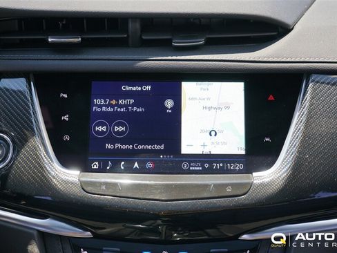 Used 2024 Cadillac XT6 Sport w/ Technology Package AWD/4WD image 25
