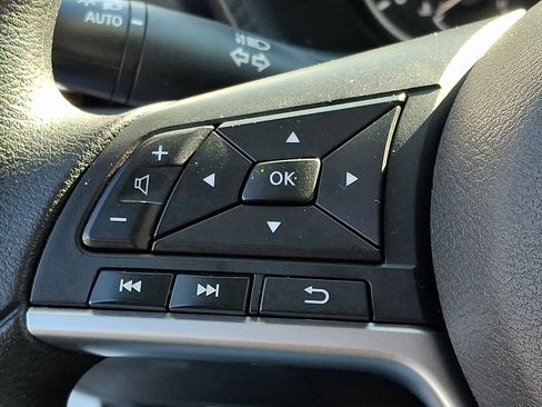 Used 2023 Nissan Sentra SV image 22