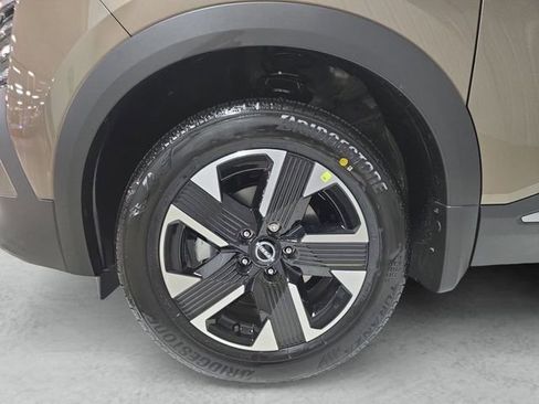 New 2026 Nissan Kicks SV w/ SV Premium Package AWD/4WD image 23
