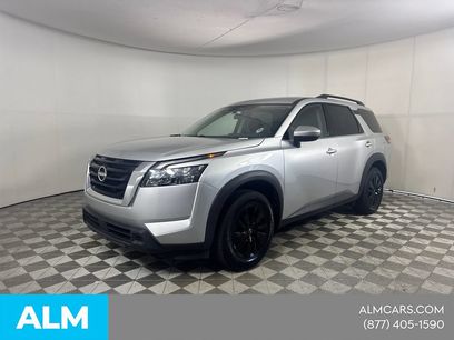 Used 2025 Nissan Pathfinder SV
