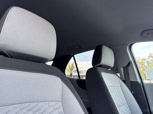 Certified 2021 Chevrolet Equinox LT w/ Driver Convenience Package image 18