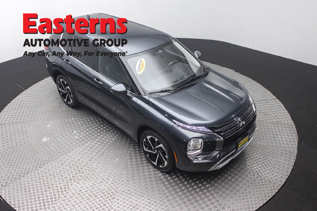 Used 2024 Mitsubishi Outlander SE AWD/4WD image 4