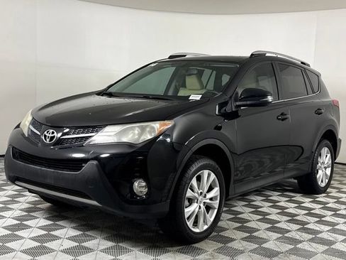 Used 2014 Toyota RAV4 Limited FWD image 2