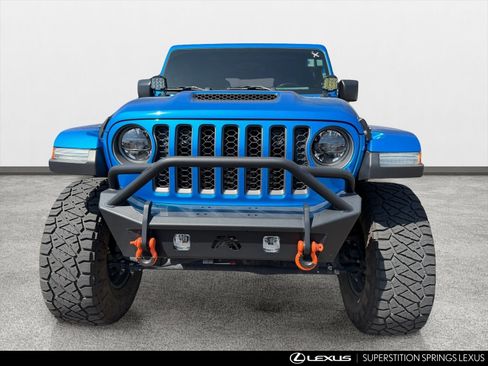 Used 2023 Jeep Gladiator Mojave w/ LED Lighting Group AWD/4WD image 5