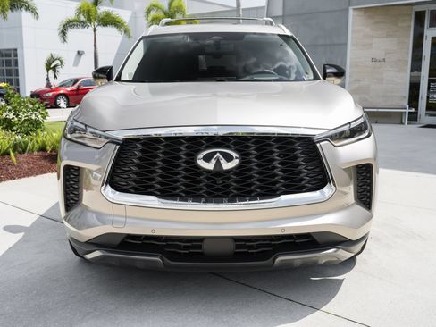 Used 2025 INFINITI QX60 Sensory w/ Vision Package AWD/4WD image 6