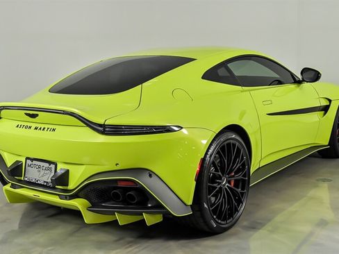 Used 2023 Aston Martin V8 Vantage Coupe RWD image 10