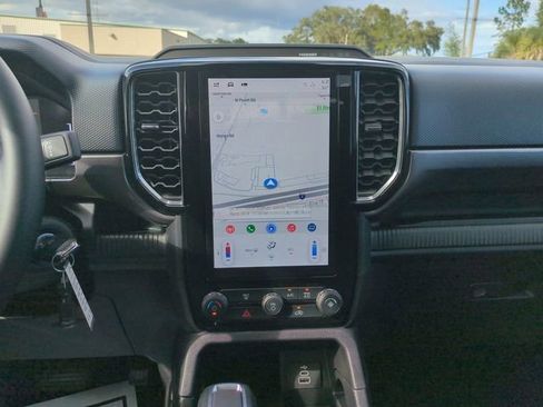 Used 2025 Ford Ranger XLT w/ Technology Package RWD image 18