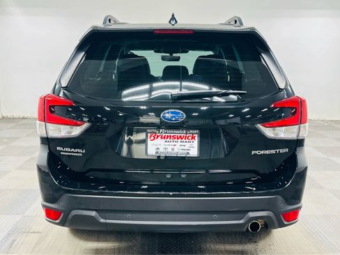 Certified 2023 Subaru Forester Limited AWD/4WD image 5