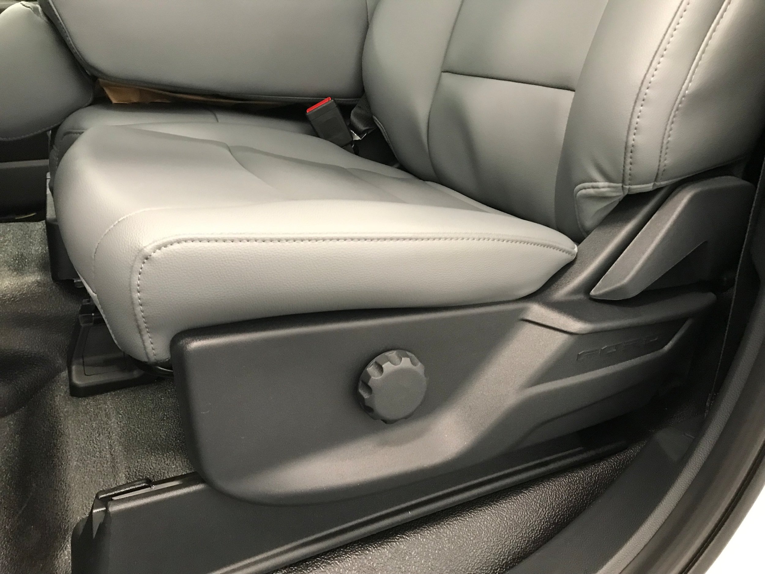 New 2026 Ford F550 4x4 Regular Cab Super Duty image 12