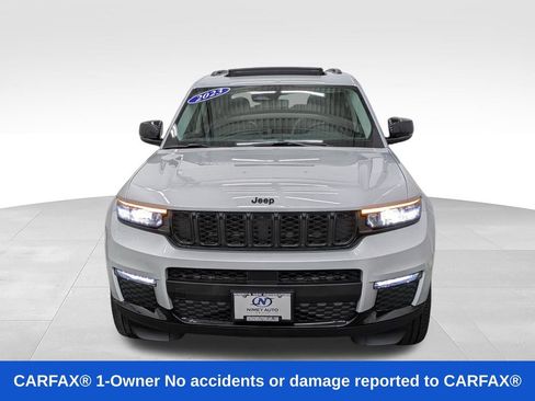 Used 2023 Jeep Grand Cherokee L Limited w/ Black Appearance Package AWD/4WD image 33