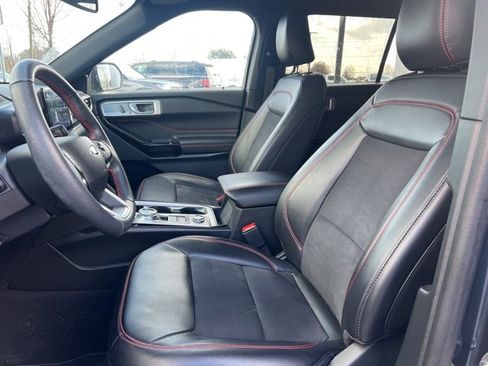 Used 2024 Ford Explorer ST-Line w/ Class IV Trailer Tow Package image 20