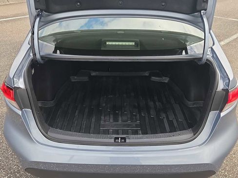 Used 2020 Toyota Corolla LE image 20