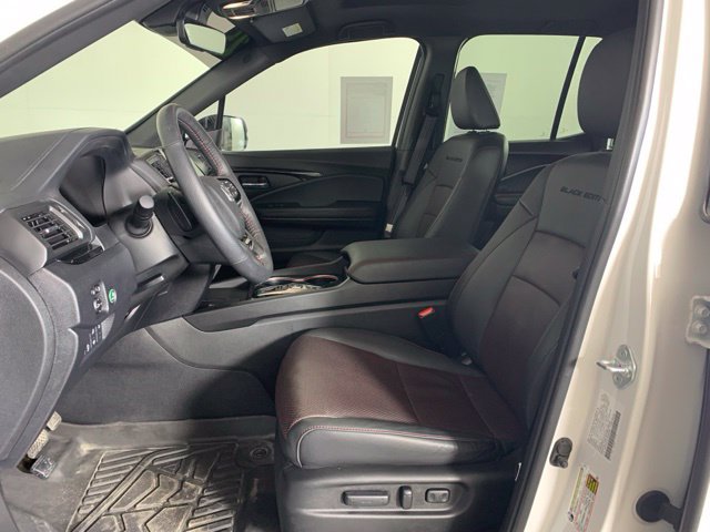Used 2025 Honda Ridgeline Black Edition image 20