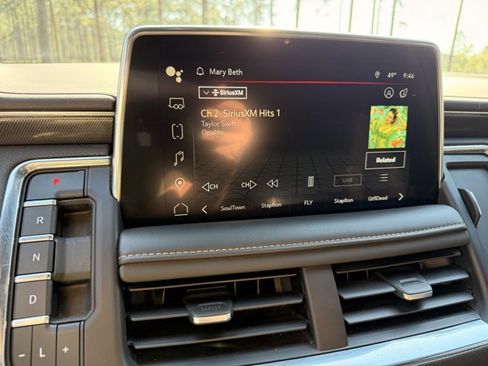 Used 2023 GMC Yukon AT4 image 24