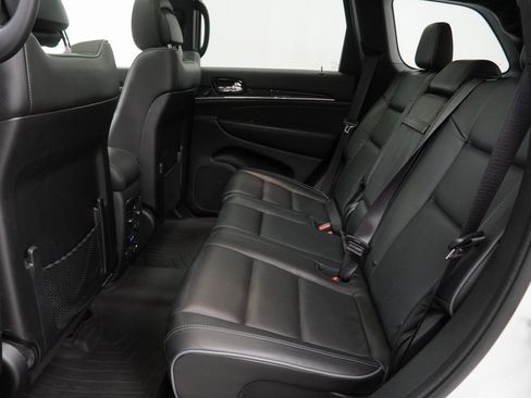 Used 2021 Jeep Grand Cherokee Overland image 22