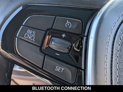 Used 2018 BMW 540i xDrive w/ Premium Package AWD/4WD image 6