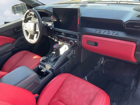 Used 2025 Toyota Tacoma TRD Pro image 26