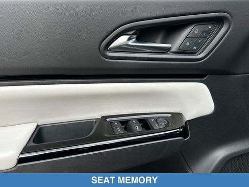 Used 2025 Honda Prologue Touring image 12
