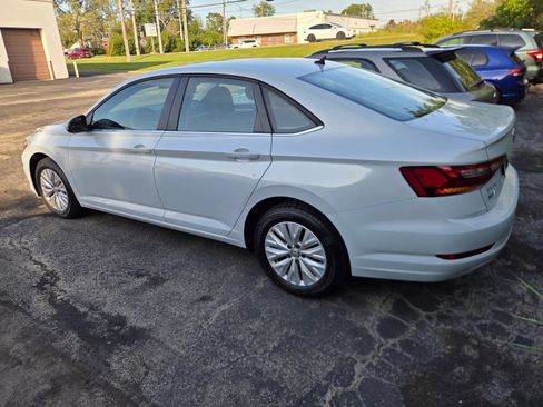 Used 2019 Volkswagen Jetta S w/ Driver Assistance Package FWD image 2