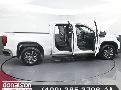 Used 2023 GMC Sierra 1500 SLE AWD/4WD image 21