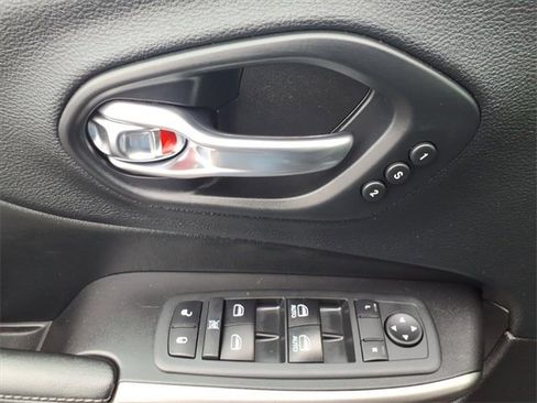 Certified 2020 Jeep Cherokee Limited image 26