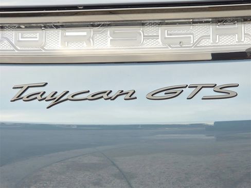 Used 2025 Porsche Taycan GTS image 28