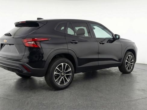 Used 2025 Chevrolet TrailBlazer LT image 7