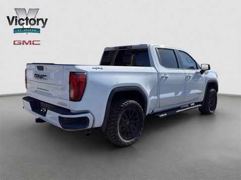 Used 2021 GMC Sierra 1500 Elevation image 14