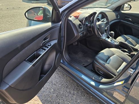 Used 2012 Chevrolet Cruze LTZ FWD image 21