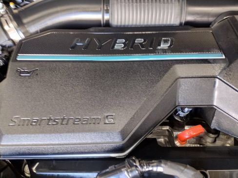Certified 2025 Hyundai Tucson SEL AWD/4WD image 7