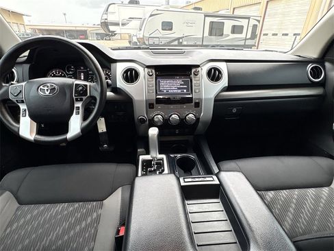 Used 2019 Toyota Tundra SR5 w/ SR5 Upgrade Package image 25