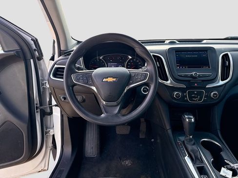 Used 2020 Chevrolet Equinox LT FWD image 21