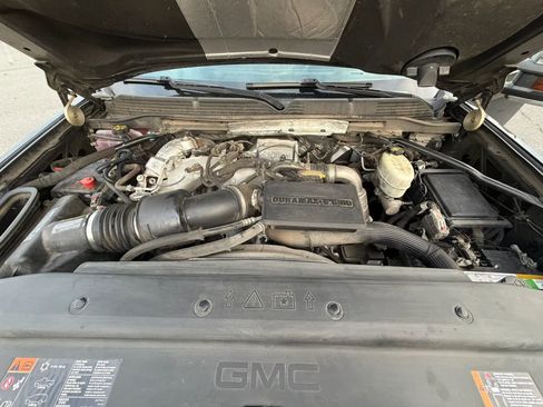 Used 2018 GMC Sierra 3500 Denali w/ Duramax Plus Package image 31