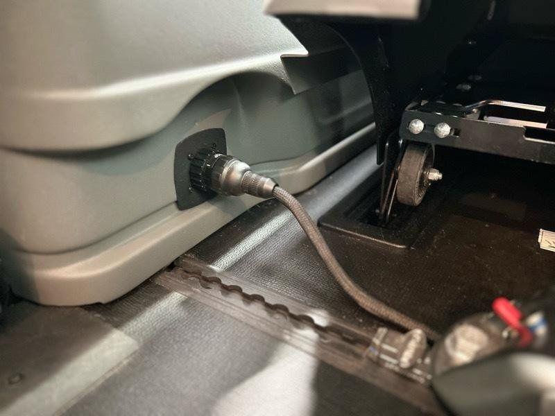 Used 2020 Toyota Sienna XLE w/ XLE Navigation Package FWD image 15