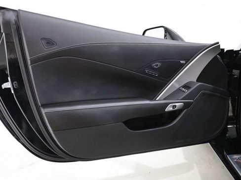 Used 2014 Chevrolet Corvette Stingray Convertible w/ 2LT Preferred Equipment Group RWD image 21