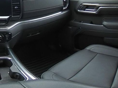Used 2024 Chevrolet Silverado 1500 LTZ AWD/4WD image 23
