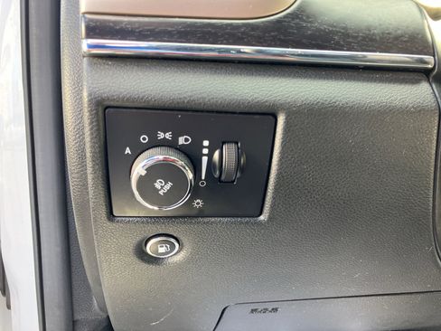 Used 2014 Jeep Grand Cherokee Limited image 15